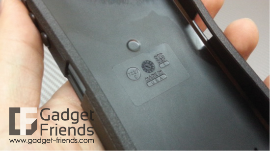 Otterbox iPhone 5 Defender Otter Character Case Otto Pattern ของแท้ 100% เคสมือถือ เคส iPhone5 สุดแจ่มมาพร้อมกับ Grip และลวดลายแมวน้ำตามแบบฉบับ Otterbox เท่โดดเด่นพร้อมการปกป้องสูงสุด 3 ชั้น สะดวกพกพา